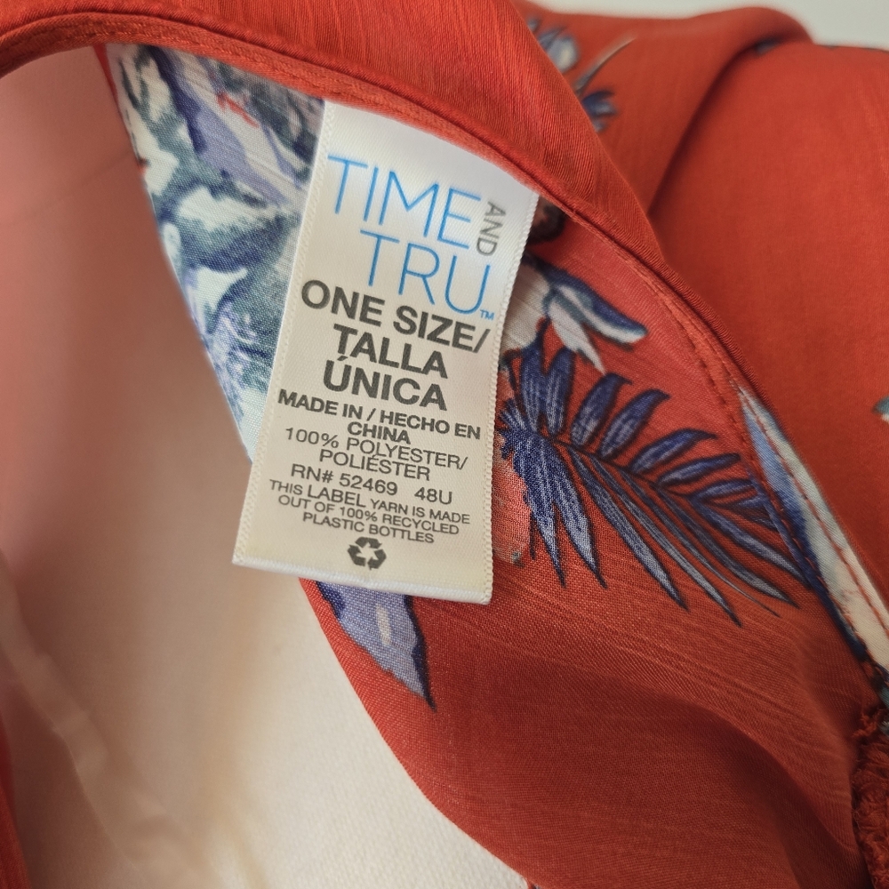 Time And Tru | One Size | Red Floral Cacoon Kimono - Picture 4 of 5
